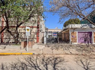 Casa de 8 ambientes, Resistencia · PH 4 Dorm. con Patio, Terraza y Quincho
