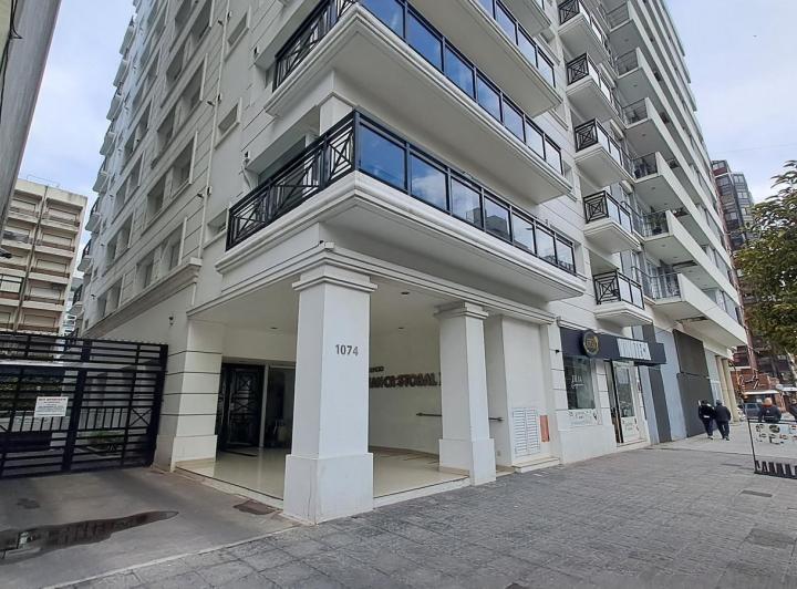 Departamento · 80m² · 3 Ambientes · 1 Cochera