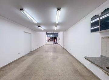 Local comercial · 95m² · 2 Ambientes · Local en Alquiler, Amplia Vidriera, Zona Comercial, Entre Piso