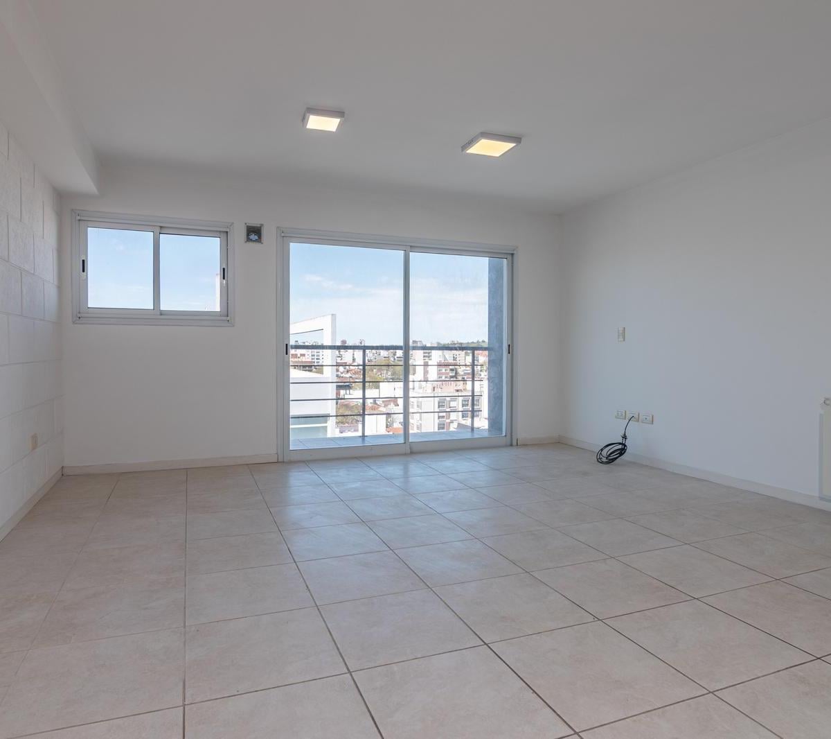 Depto 3 amb, 79m² con cochera y balcón — Chauvín