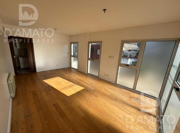 Departamento · 83m² · 3 Ambientes · 1 Cochera