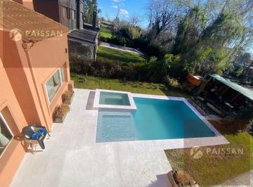 Casa · 300m² · 5 Ambientes · 3 Cocheras · Casa - Bella Vista
