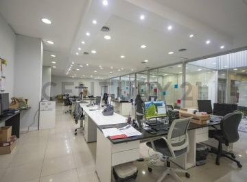 Oficina comercial · 507m² · 10 Ambientes · 5 Cocheras · Edificio Comercial Único - Oficinas, Depósito Altura y Fabrica en Parque Patricios / San Cristobal