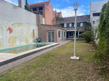 Casa · 308m² · 5 Ambientes · 2 Cocheras · Casa en La Plata