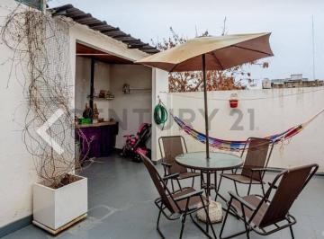 Departamento · 66m² · 3 Ambientes · PH 3 Ambientes con Terraza y Parrilla - Parque Avellaneda