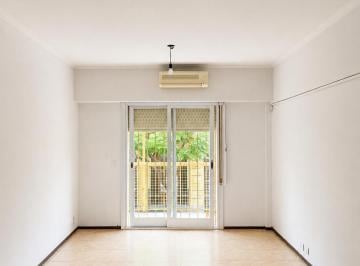 Departamento de 4 ambientes, Caballito · Departamento 4 Ambientes en Venta en Caballito | 3 Dorm., Frente y Balcón - Apto Crédito