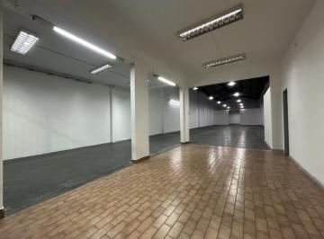 Local comercial · 380m² · 2 Ambientes · Local en Alquiler en Fisherton, 380 m², Oficina, Impecable