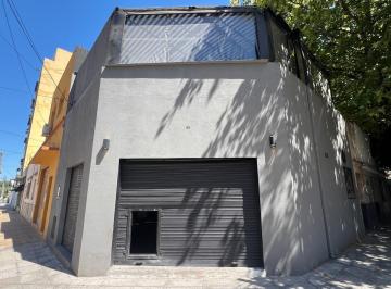 Local comercial · 90m² · 3 Ambientes · Local en 2 Plantas de 90 m²