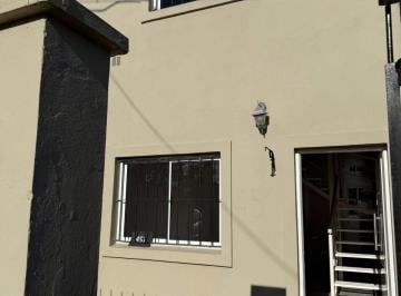 PH de 3 ambientes, Berazategui · Duplex en Alquiler Juan Maria Gutierrez