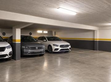 Garage · 13m² · Venta Cochera Caballito Cubierta y Fija