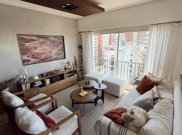 Living · Venta de Departamento Penthouse Reciclado a Nuevo Terraza, Parrilla y 2 Cocheras en Isla de Olivos