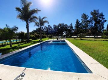 Casa de 7 ambientes, Tigre · Divina - Casa en Venta - 3 Dorm - Jardin - Pileta - Impecable - Luminosa