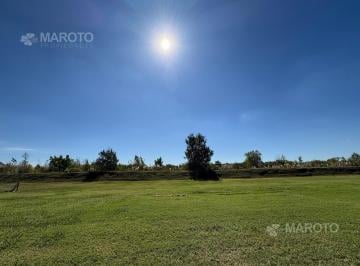 Terreno · 786m² · Lote en Venta Naudir Aguas Privadas - Maroto Propiedades