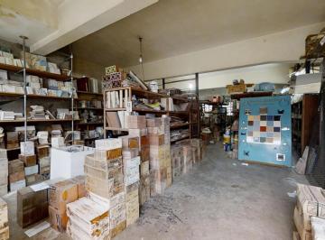 Depósito · 188m² · 1 Ambiente · Depósito en Venta en La Lucila | Superficie Cubierta de 190 m²