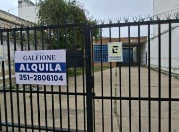 Bodega-Galpón de 5 ambientes, Córdoba · Alquiler de Galpón 600 m², B° Pueyrredón!