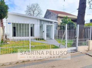 Local comercial · 100m² · 6 Ambientes · 3 Cocheras · Venta Casa Local Moreno