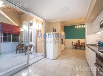PH · 83m² · 3 Ambientes · PH en Velez Sarsfield