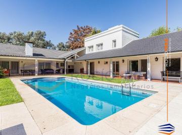 Casa · 500m² · 5 Ambientes · 2 Cocheras · Casa en Venta en San Diego Country Club Moreno