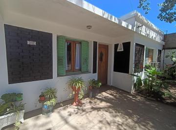 Casa · 76m² · 3 Ambientes · Venta Casa 3 Ambientes con Amplio Terreno Claypole