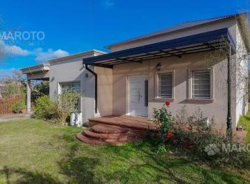 Casa · 150m² · 4 Ambientes · 2 Cocheras · Casa en Venta en Barrio La Pista - Maschwitz - Maroto Propiedades