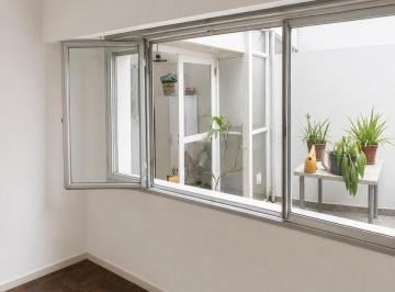 Departamento · 42m² · 2 Ambientes · Venta Departamento 2 Ambientes en Lomas de Zamora a m de Hipolito Yrigoyen