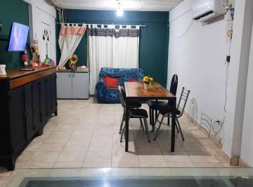 Casa · 100m² · 4 Ambientes · 3 Cocheras · Venta Casa 3 Ambientes y Galpón Sobre Asfalto