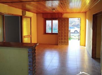 Casa · 108m² · 3 Ambientes · 1 Cochera · Casa en Dolores