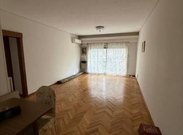 Departamento de 5 ambientes, Belgrano · 4 Ambientes Al Frente con Balcon, Espacio Guardacoche y Baulera