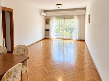 Departamento de 5 ambientes Venta USD 240.000 · 4 Ambientes Al Frente con Balcon, Espacio Guardacoche y Baulera
