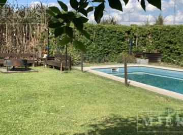 Casa · 180m² · 5 Ambientes · 2 Cocheras · Alquiler de Verano en Santa Barbara, Bancalari.