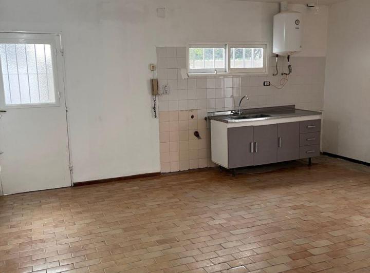 Casa · 110m² · 1 Ambiente