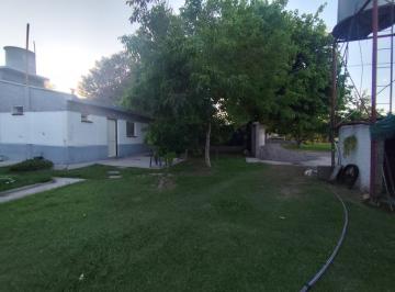 Terreno de 15 ambientes, Rodeo de la Cruz · Venta de Propiedad Comercial/industrial/vivienda – 3.500 m² – Salida a 3 Calles