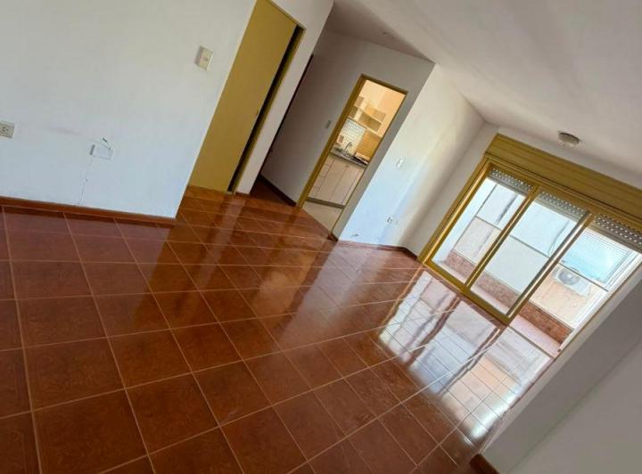 Departamento · 70m² · 7 Ambientes · 1 Cochera