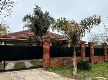 Casa · 109m² · 3 Ambientes · 1 Cochera · Casa en Presidente Derqui