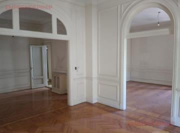 Departamento · 225m² · 6 Ambientes · Semipiso Al Frente