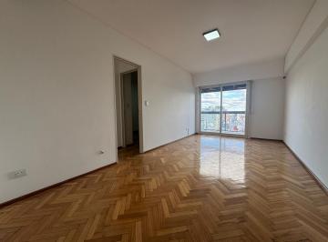 Departamento · 64m² · 3 Ambientes · 3 Ambientes| Alquiler en V Urquiza| Hermoso Depto. Piso Alto