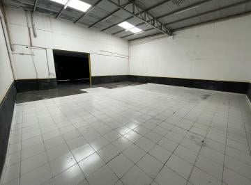 Local comercial · 240m² · 4 Ambientes · 3 Cocheras · Venta Local Comercial y Departamento - Inversion - Los Plátanos - Cordoba
