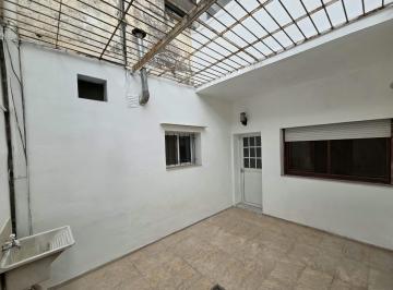 PH · 33m² · 2 Ambientes · PH en Bella Vista