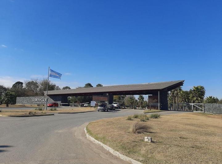 Terreno · 800m²