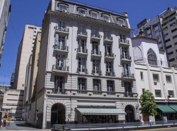 Departamento · 218m² · 6 Ambientes · Dúplex a Reciclar con Terraza – Edificio Histórico en Retiro – a Pocas Cuadras del Teatro Colon