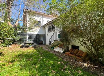 Casa · 205m² · 4 Ambientes · 1 Cochera · Venta Casa 4 Ambientes Escritorio Jardin y Pileta Tigre