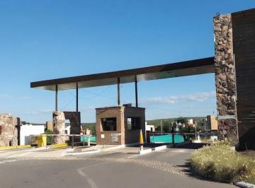 Casa de 4 ambientes, La Calera · Apto Crédito, Tu Hogar Esta en La Estanzuela, La Calera!