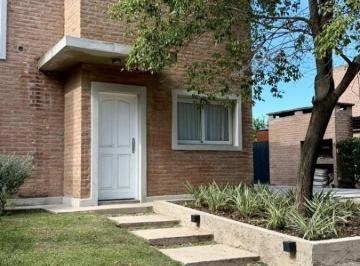 PH de 4 ambientes, Villa Allende · Duplex, Amoblado, 2 D, en Alquiler en " Housing jacarandá"Enrique Bodereau 1491. Villa Allende