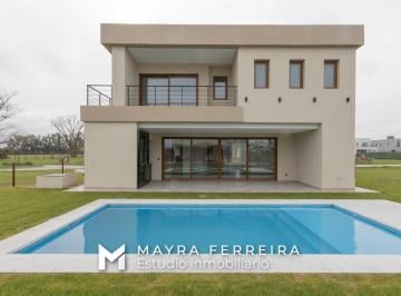 Casa · 320m² · 5 Ambientes · 3 Cocheras · Casa en Venta Canning Chico