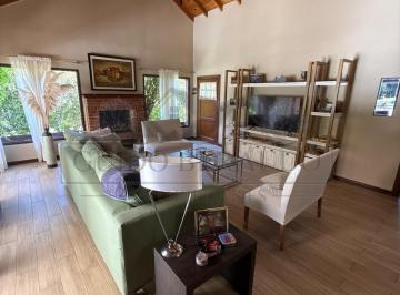 Casa · 154m² · 5 Ambientes · 2 Cocheras · Casa en Las Praderas de Lujan