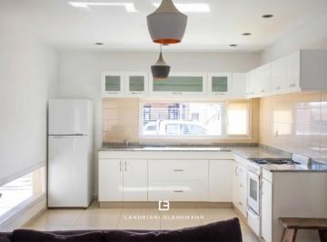PH · 101m² · 3 Ambientes · 1 Cochera · PH en Venta en Calle Los Arrayanes. Fernandez Oro