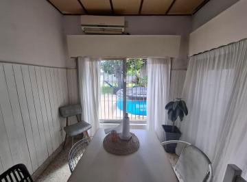 Casa · 100m² · 3 Ambientes · 1 Cochera · Venta Casa 3 Ambientes Cochera Apta Crédito Varela