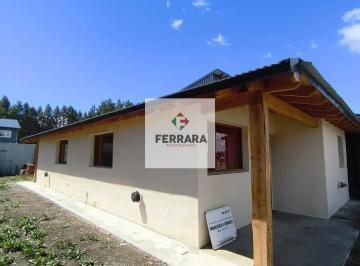 Casa · 60m² · 4 Ambientes · Lote con Dos Departamentos de un Dormitorio Cada Uno, Listo Para Habitar, Todos Los Servicios