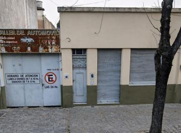 Bodega-Galpón · 244m² · Venta Galpon con Local San Lorenzo 3700 Luis Agote