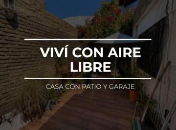 Casa · 122m² · 4 Ambientes · 1 Cochera · Casa Venta 4 Ambientes Villa Sarmiento con Patio
